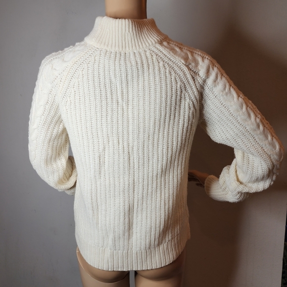 J. Crew Lambs-wool blend Cream Pom-pom cable-knit sweater. Size XS - Picture 7 of 16